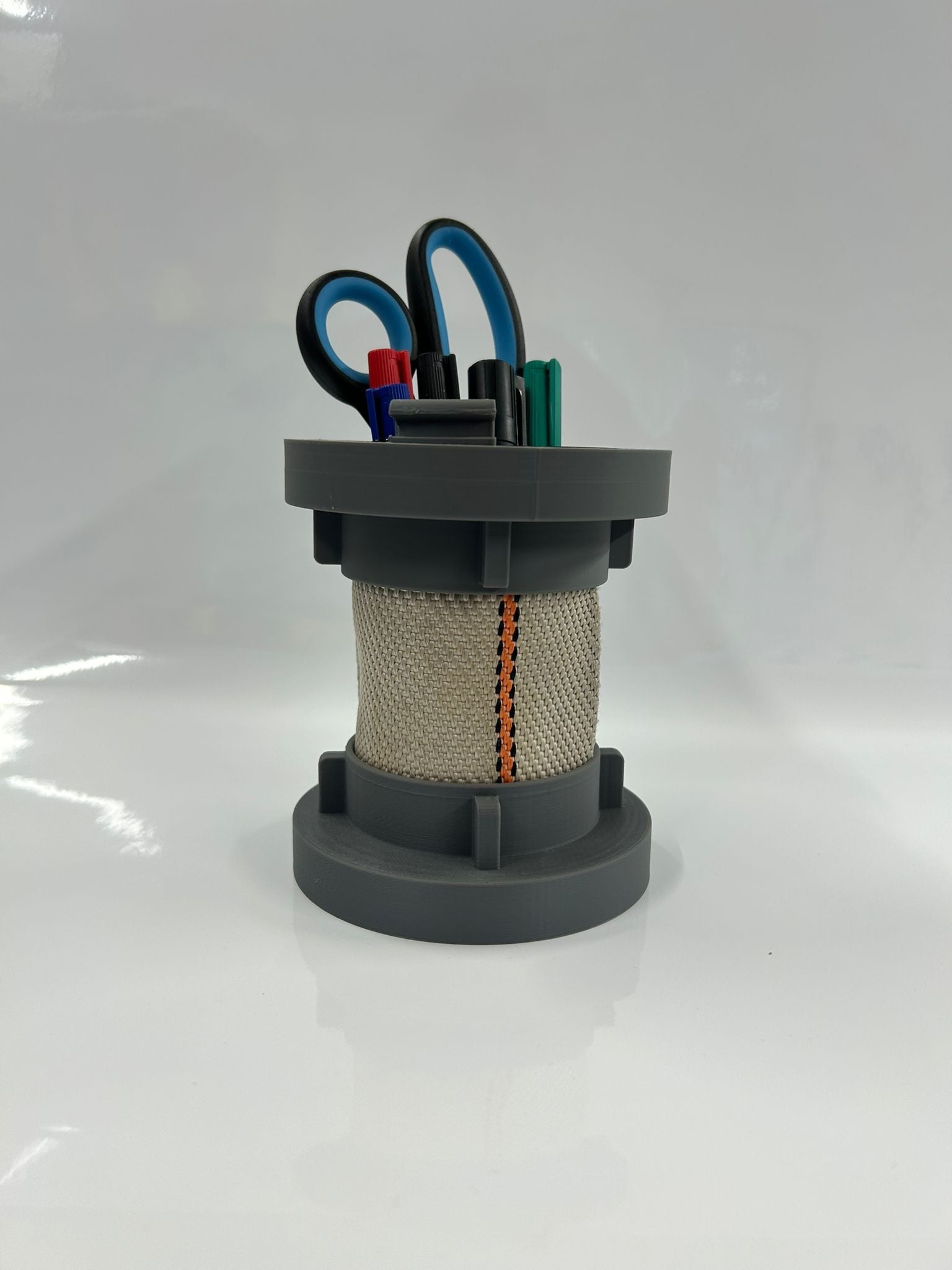 Stiftehalter aus echtem B - Feuerwehrschlauch & 3D - Druck - Magic Stars Solutions